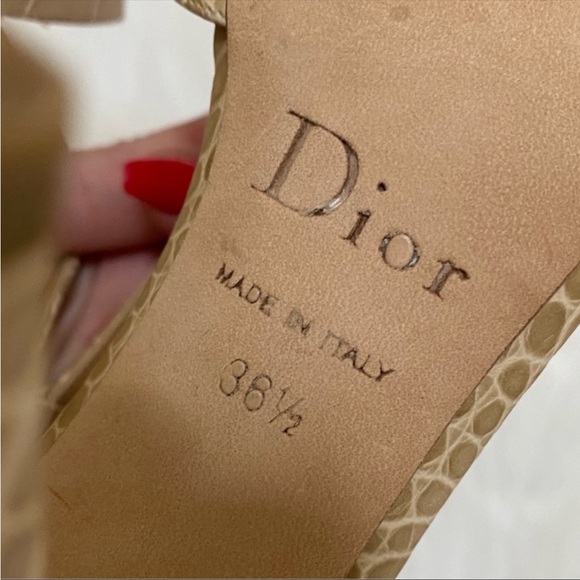 Christian Dior Crocodile Skin, Coral Heels Sandals 36.5 - Picture 4 of 5